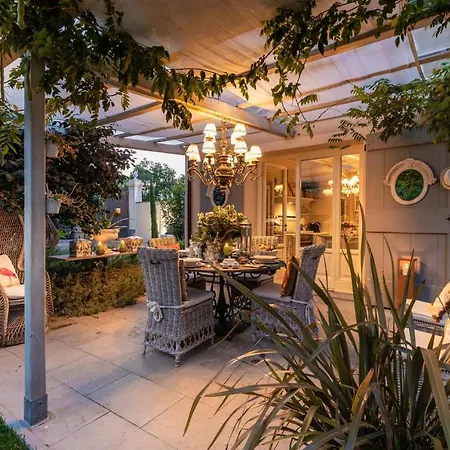 Gianna, The Secret Interior Designer's Private Retreat With Pool * San Piero in Campo (Tuscany)