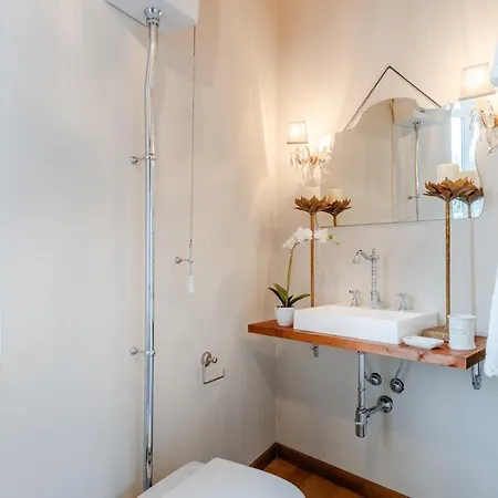 Gianna, The Secret Interior Designer's Private Retreat With Pool Willa