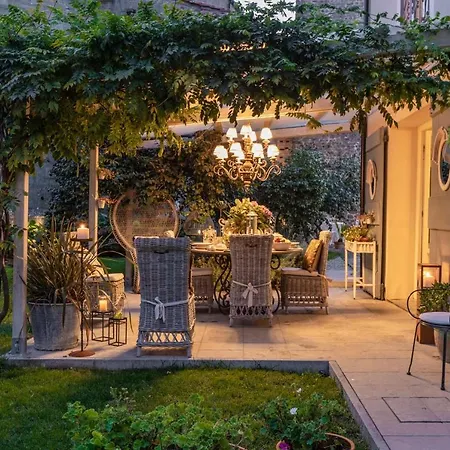 Gianna, The Secret Interior Designer's Private Retreat With Pool *