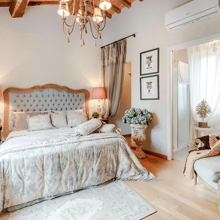 Willa Gianna, The Secret Interior Designer's Private Retreat With Pool *