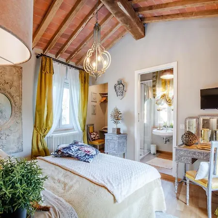 Gianna, The Secret Interior Designer's Private Retreat With Pool Willa San Piero in Campo (Tuscany)