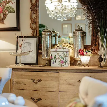 Gianna, The Secret Interior Designer's Private Retreat With Pool
