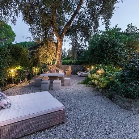 Gianna, The Secret Interior Designer's Private Retreat With Pool Willa