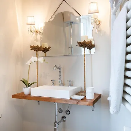 Willa Gianna, The Secret Interior Designer's Private Retreat With Pool *