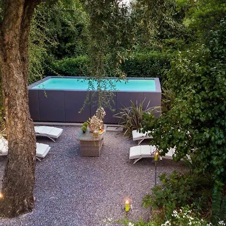 Willa Gianna, The Secret Interior Designer's Private Retreat With Pool